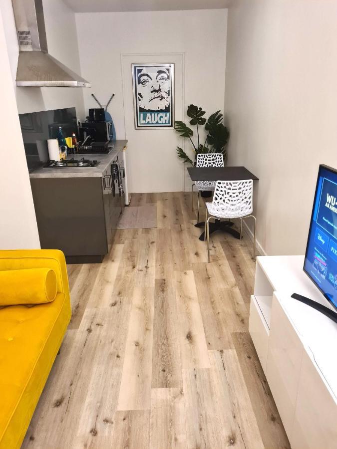 פאפיט Studio Ninirei מראה חיצוני תמונה
